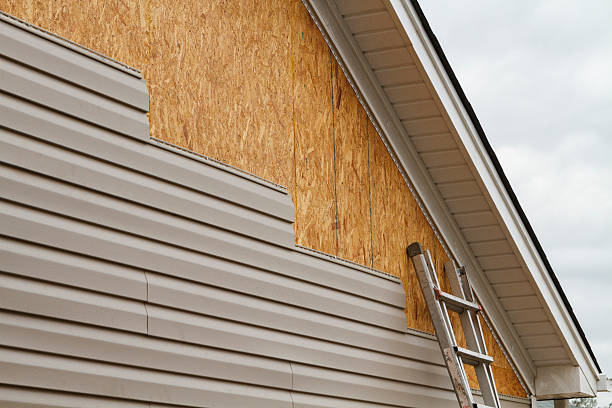 24/7 Emergency Vinyl Siding experts in Lowell, NC